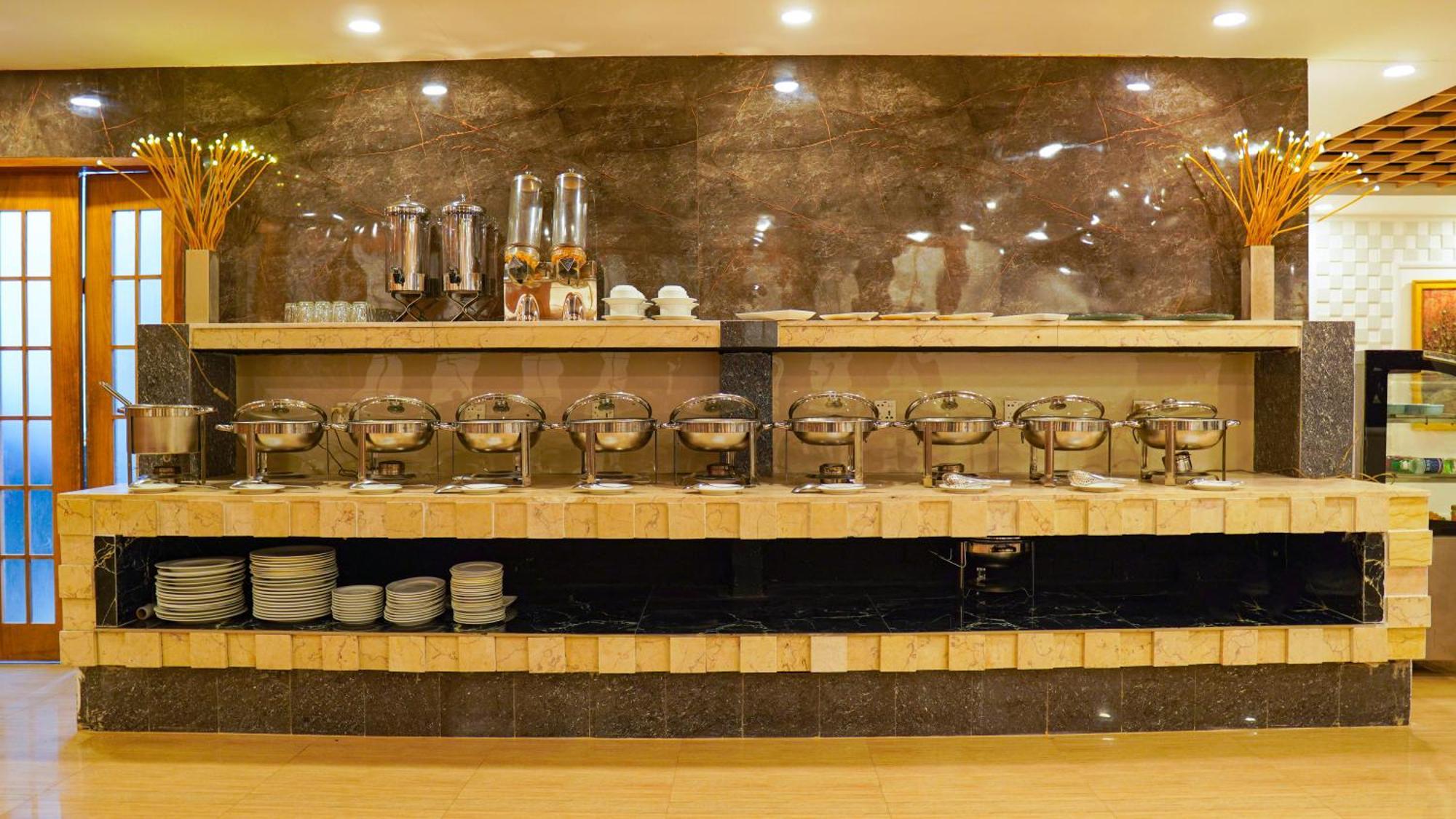 Grand Vistana Hotel Dacca Exterior foto